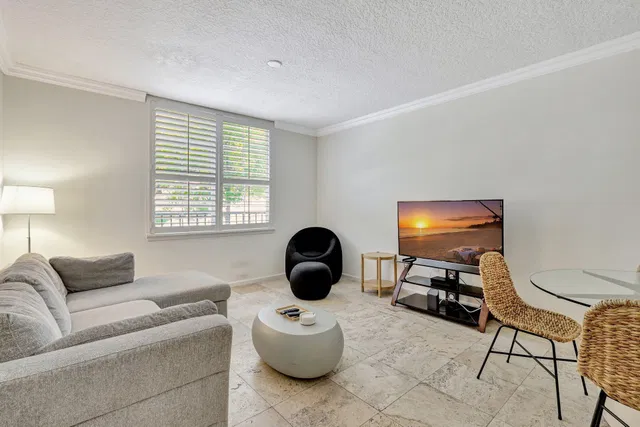 Downtown West Palm Beach Unit 105 photo 9