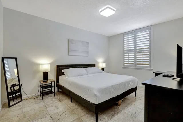 Downtown West Palm Beach Unit 105 photo 13