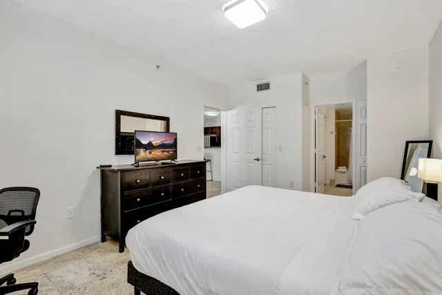 Downtown West Palm Beach Unit 105 photo 15