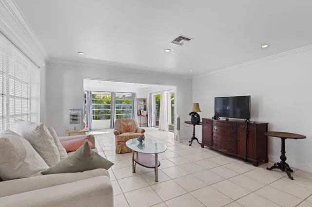Old Northwood Residence photo 8