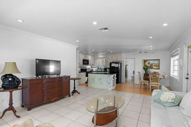 Old Northwood Residence photo 12
