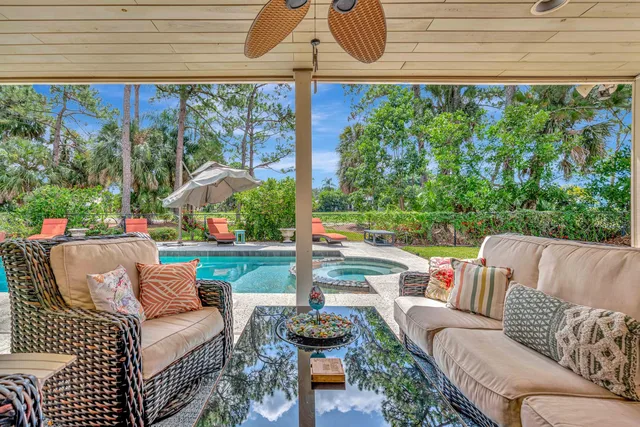 PGA National Palm Beach Gardens Residence photo 24