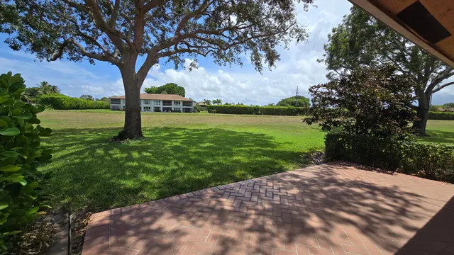  Residence photo 9
