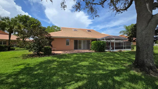  Residence photo 11