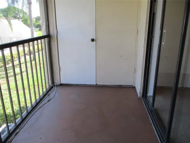  Unit 406 photo 21