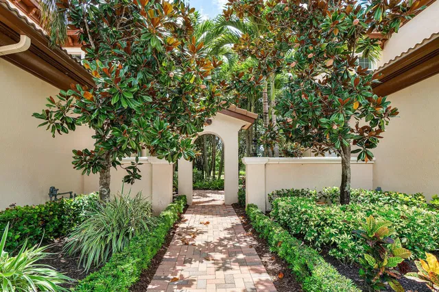Jupiter Country Club Unit 132 photo 10