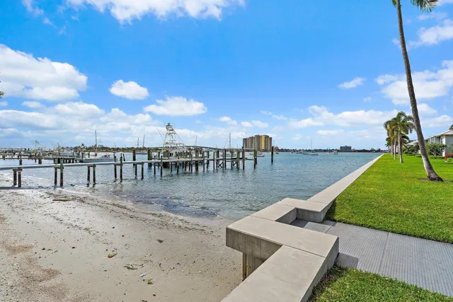 Singer Island Residence photo 2