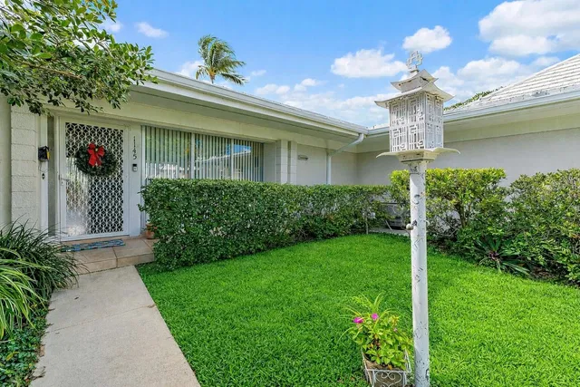 Singer Island Residence photo 10