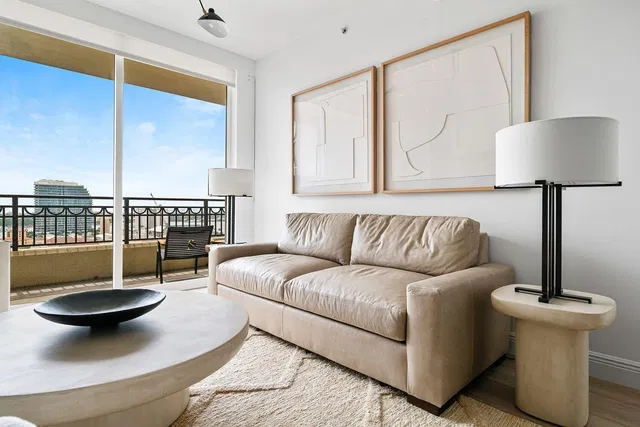 CityPlace South Tower Unit 1817 photo 6