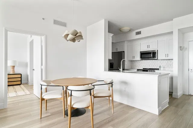CityPlace South Tower Unit 1817 photo 7