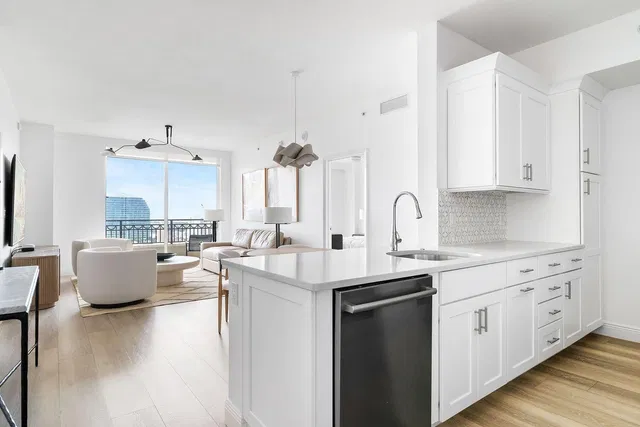 CityPlace South Tower Unit 1817 photo 10