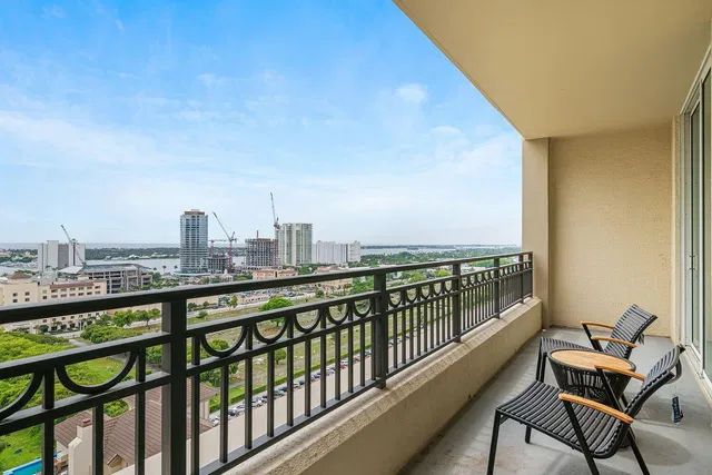CityPlace South Tower Unit 1817 photo 12
