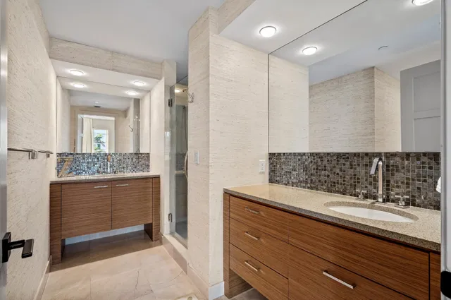 Palm Trail Delray Beach Residence photo 24