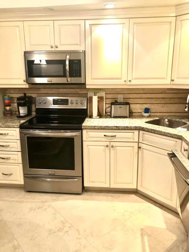 Aquarius Condominium Unit 803 photo 5