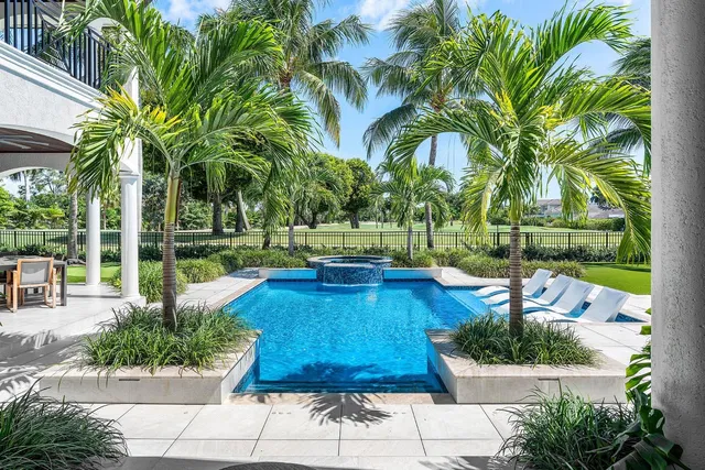 Royal Palm Yacht and Country Club Residence photo 30