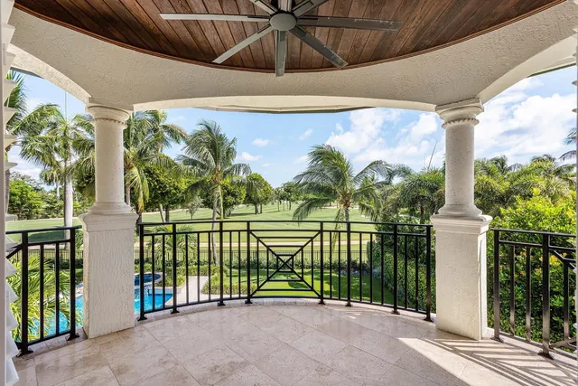 Royal Palm Yacht and Country Club Residence photo 47