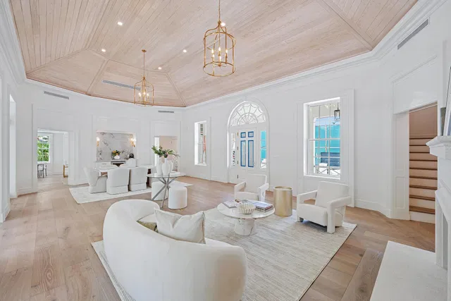 North End Palm Beach Residence photo 10