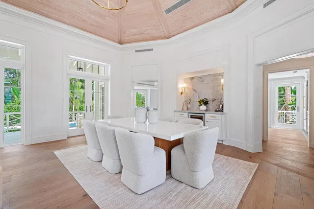 North End Palm Beach Residence photo 11