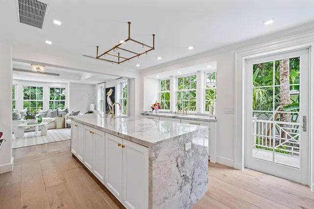 North End Palm Beach Residence photo 19