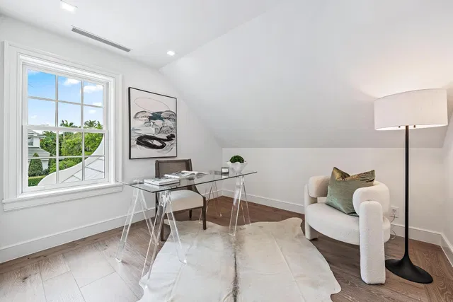 North End Palm Beach Residence photo 29