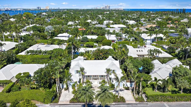 North End Palm Beach Residence photo 46