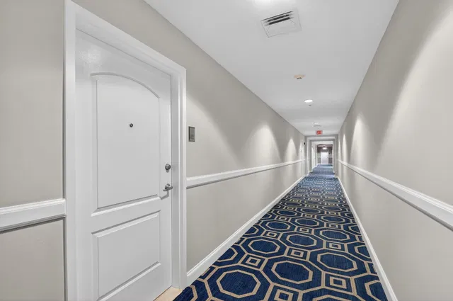 One City Plaza Unit 1022 photo 7