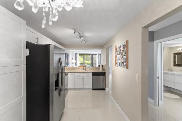 Boca Raton Unit 302 photo 6