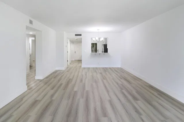 Unit 106 photo 11