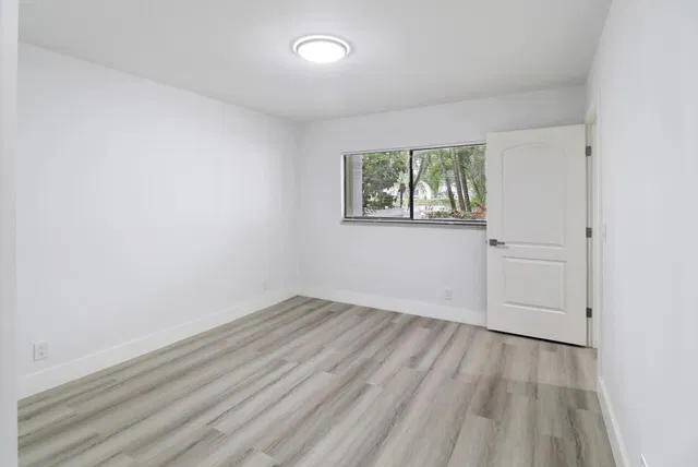  Unit 106 photo 26