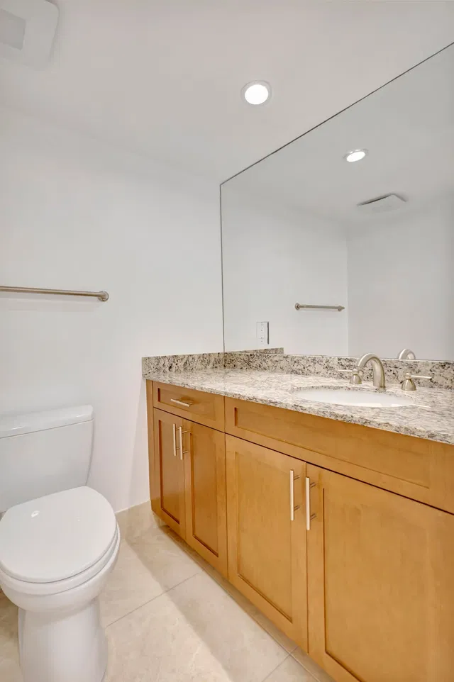 Tiara Singer Island Unit 22 G photo 9