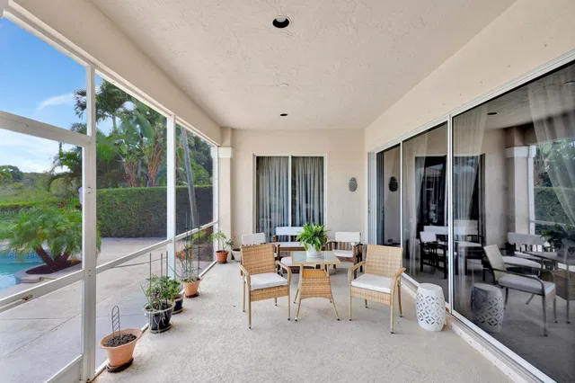 Admirals Cove Residence photo 8