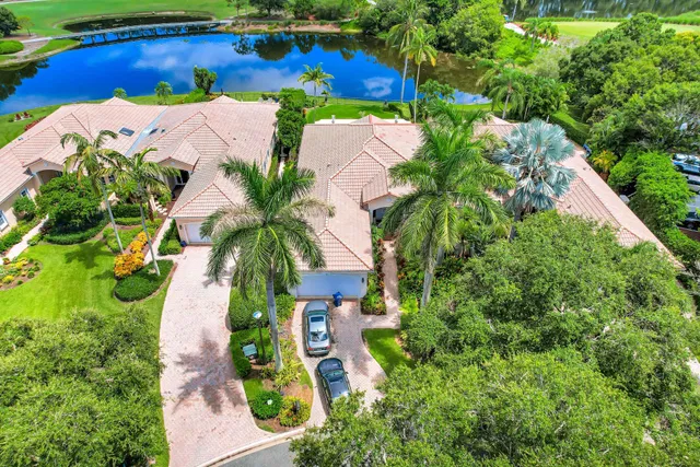 Admirals Cove Residence photo 15