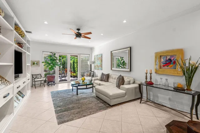 Palm Trail Delray Beach Residence photo 10
