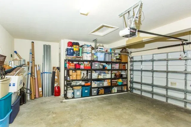 Residence photo 18