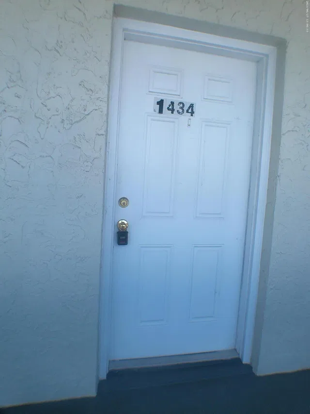 Unit 1434 photo 11