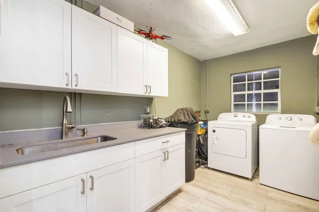 Residence photo 15