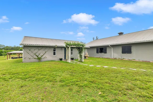 Residence photo 19