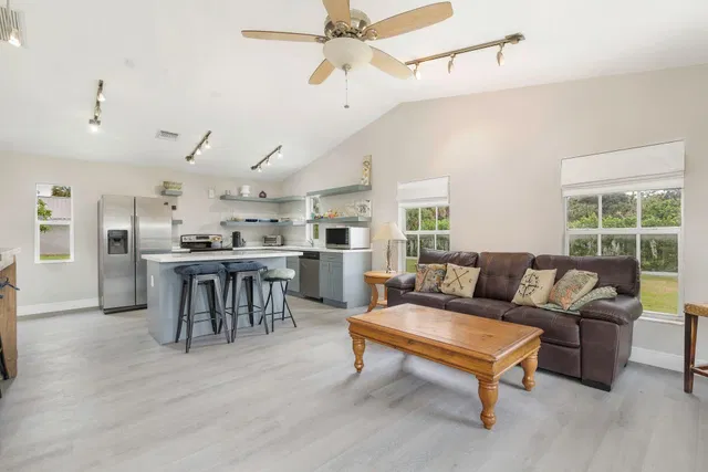Residence photo 21