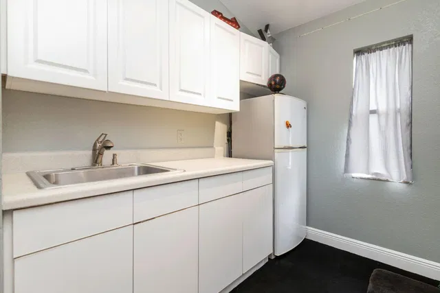 Residence photo 36