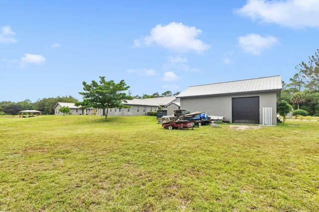 Residence photo 41