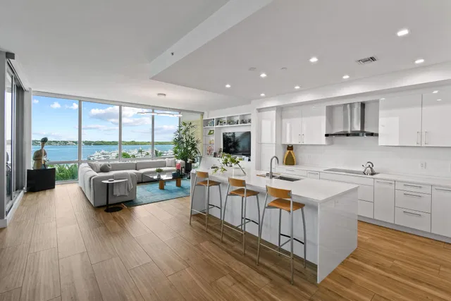 Water Club North Palm Beach Unit 601 photo 3