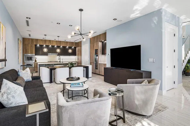 Palm Trail Delray Beach Residence photo 8