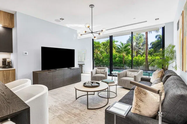 Palm Trail Delray Beach Residence photo 10