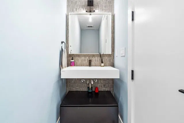 Palm Trail Delray Beach Residence photo 15