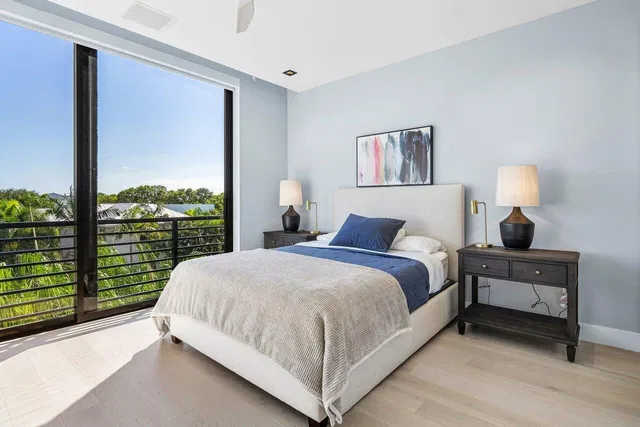 Palm Trail Delray Beach Residence photo 23