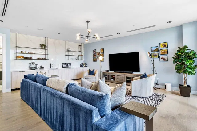 Palm Trail Delray Beach Residence photo 26