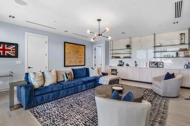 Palm Trail Delray Beach Residence photo 28
