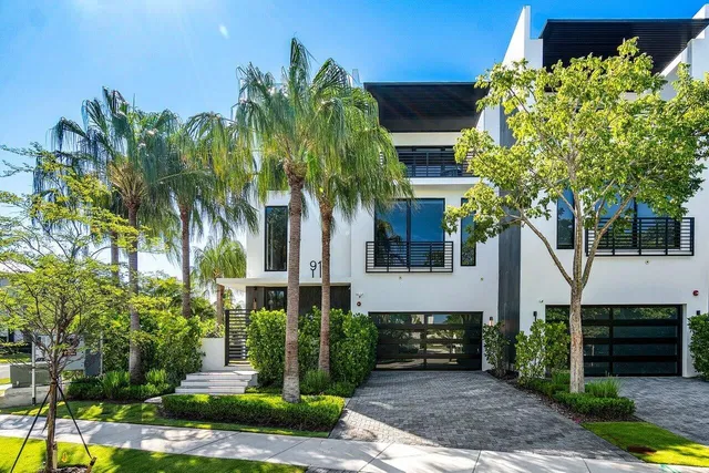 Palm Trail Delray Beach Residence photo 41