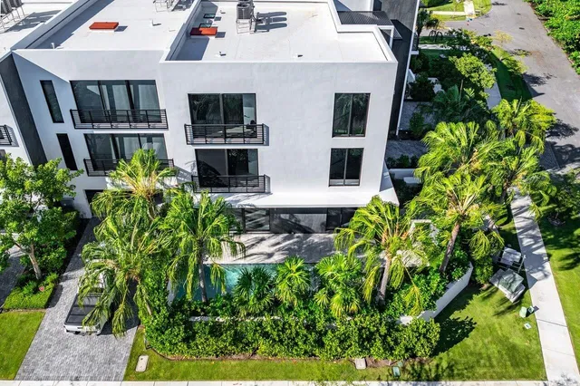Palm Trail Delray Beach Residence photo 49