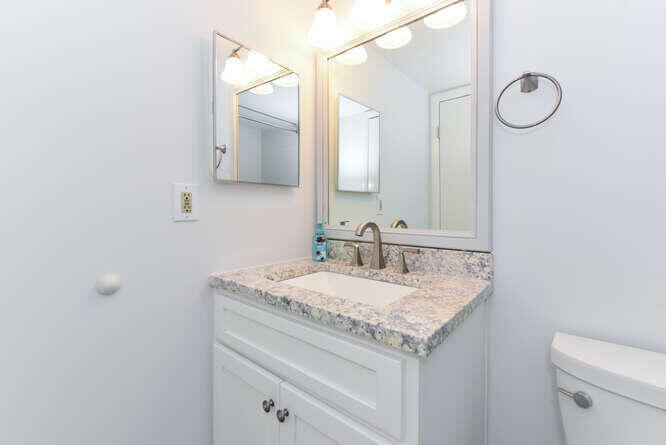 Unit B105 photo 8